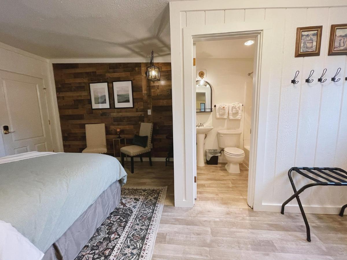 Emerald Valley Inn Port Crescent Экстерьер фото