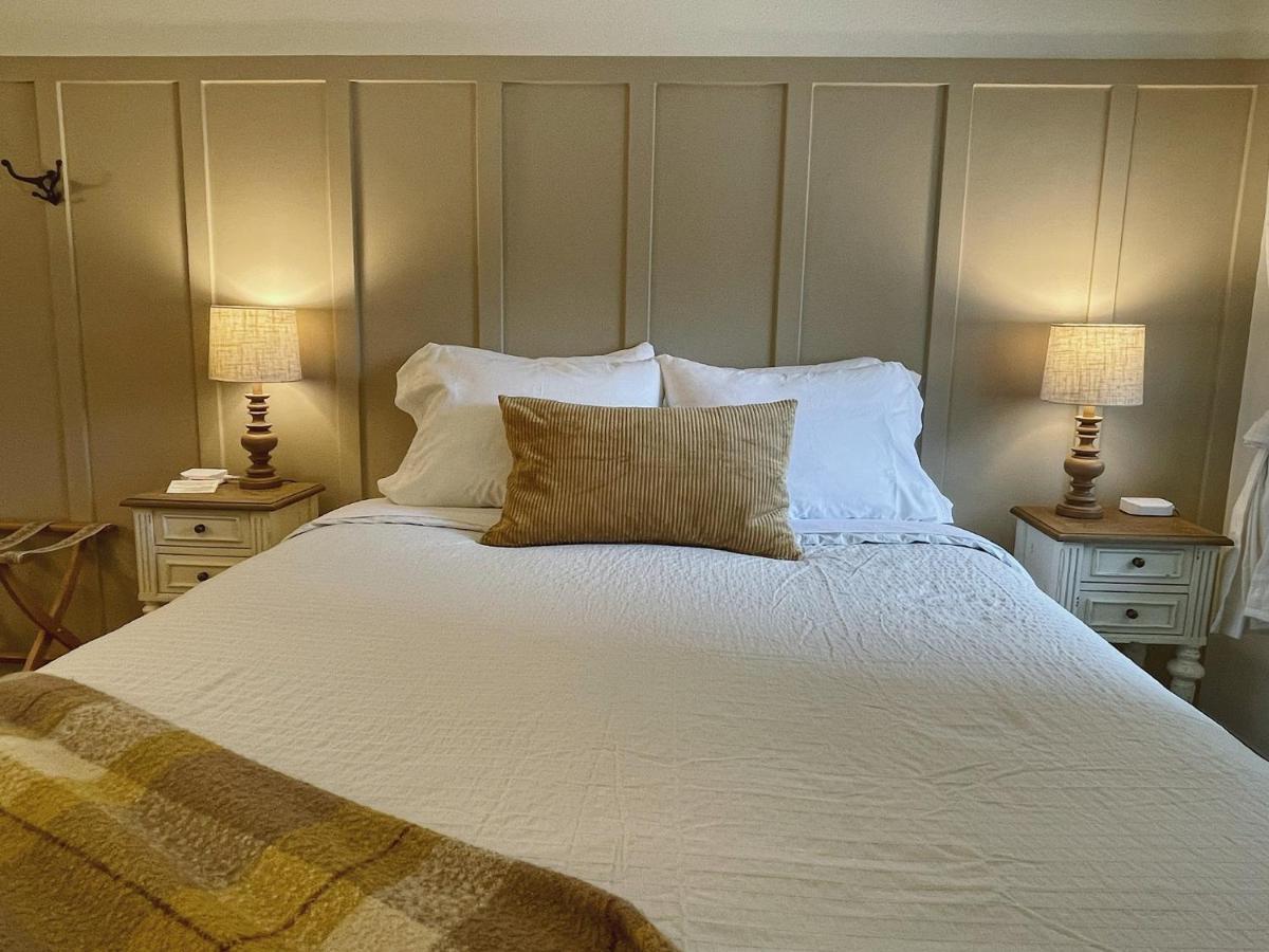 Emerald Valley Inn Port Crescent Экстерьер фото