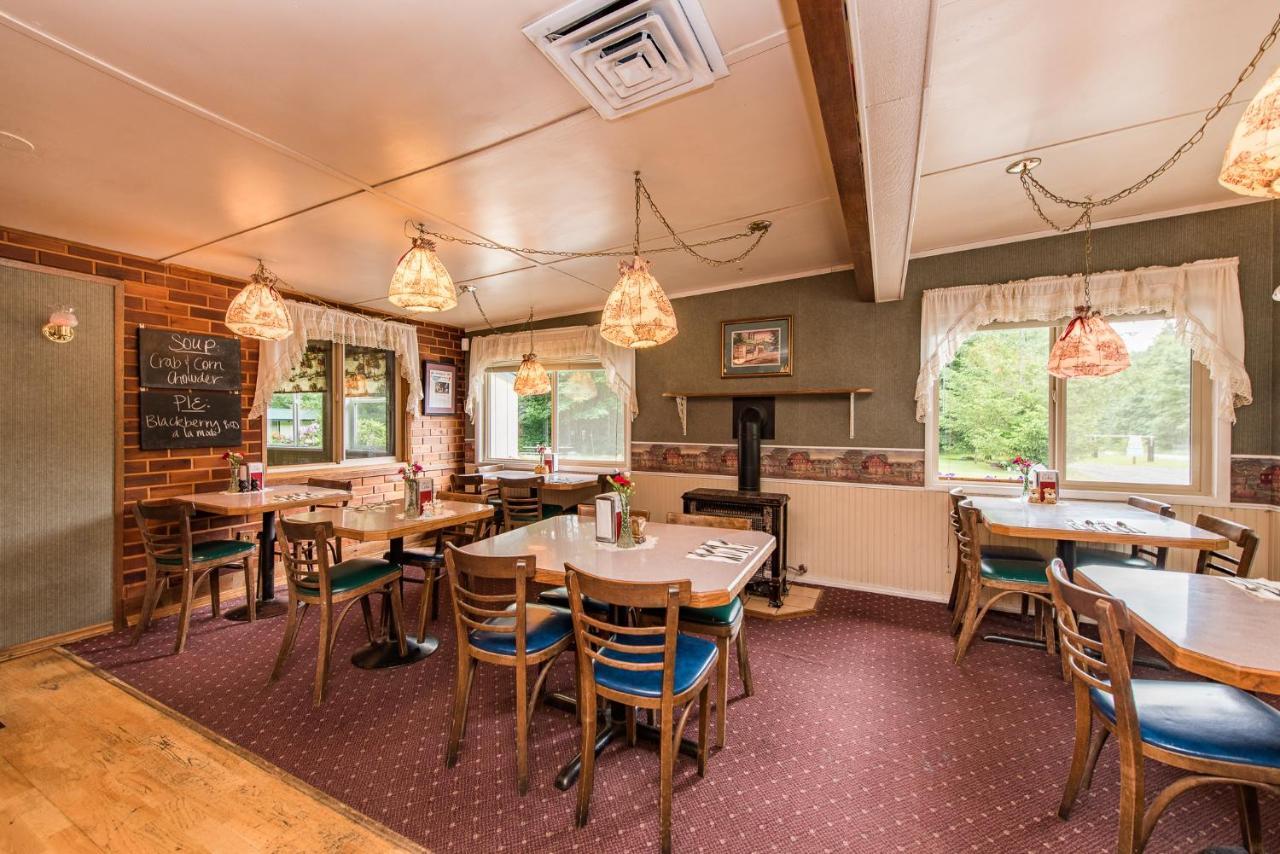 Emerald Valley Inn Port Crescent Экстерьер фото